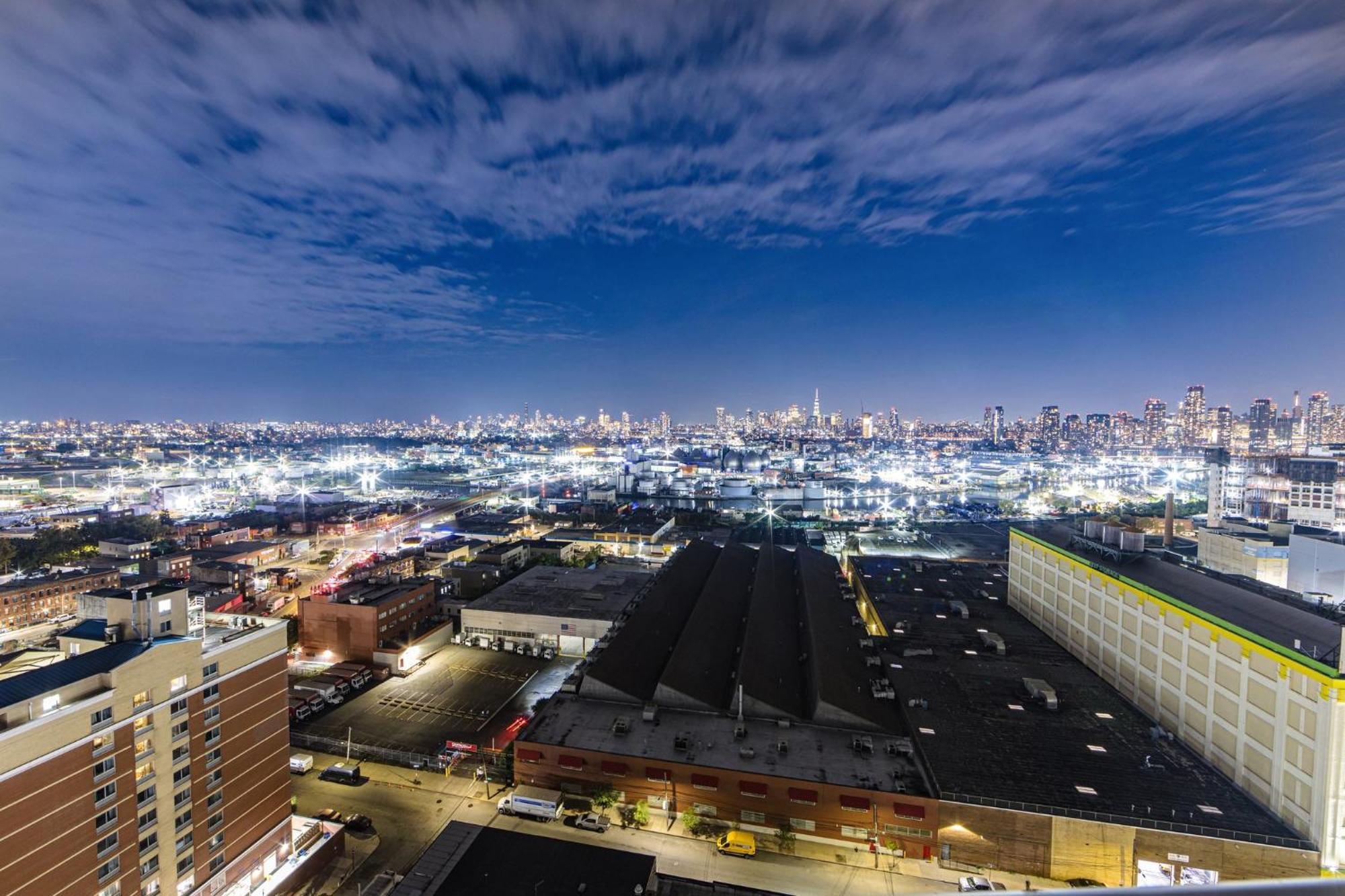 Holiday Inn Express Long Island City E - New York By Ihg Екстер'єр фото