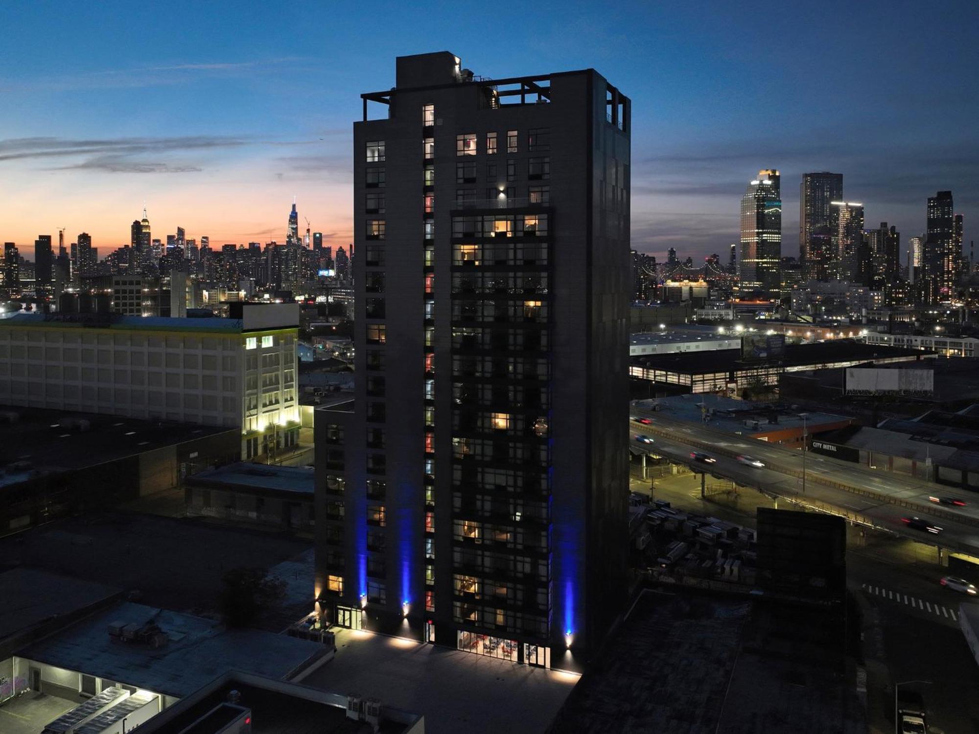 Holiday Inn Express Long Island City E - New York By Ihg Екстер'єр фото