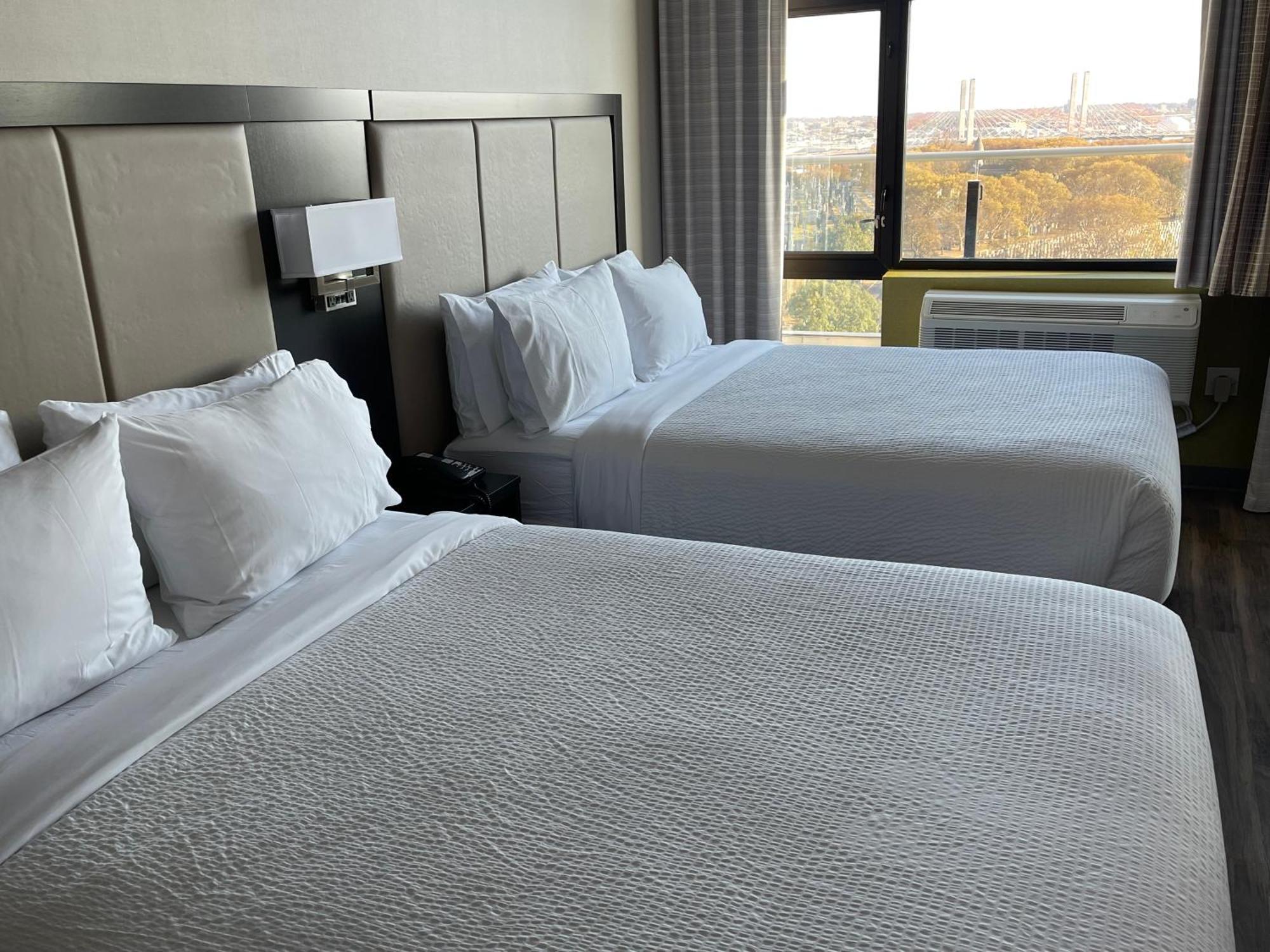 Holiday Inn Express Long Island City E - New York By Ihg Екстер'єр фото