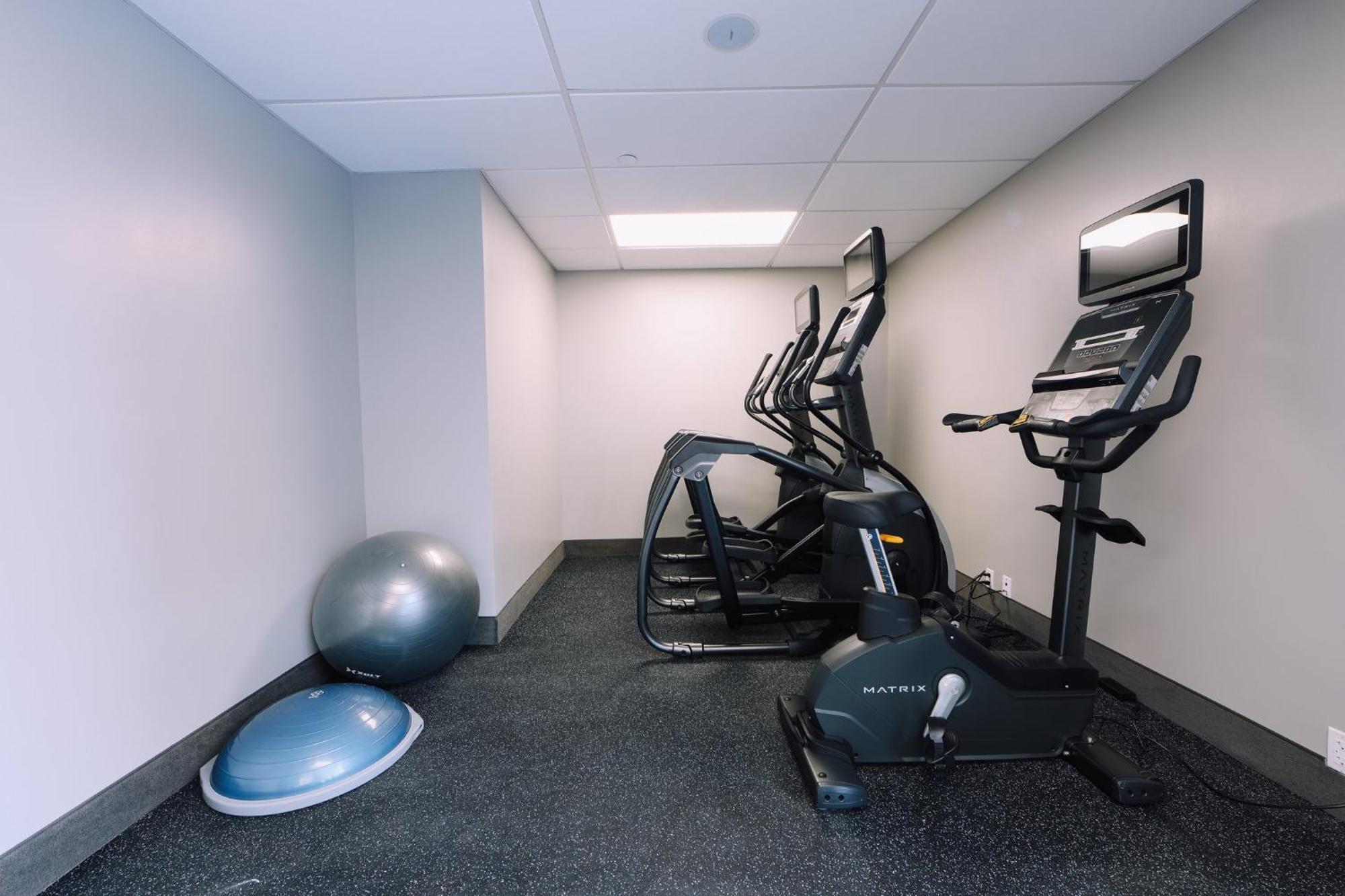 Holiday Inn Express Long Island City E - New York By Ihg Екстер'єр фото